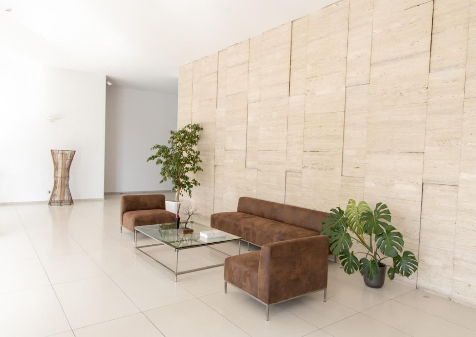 Spacious Steps Away From Parque Arauco * Santiago de Chile
